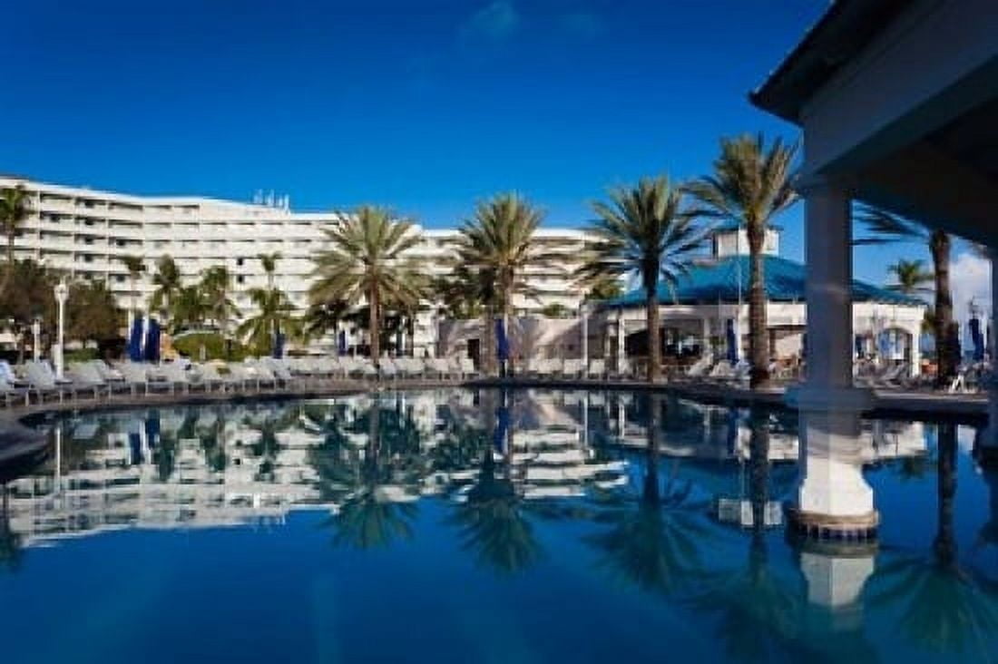 Bahamas Nassau Sheraton Cable Beach Hotel Canvas Art - Walter Bibikow DanitaDelimont (18 x 12)