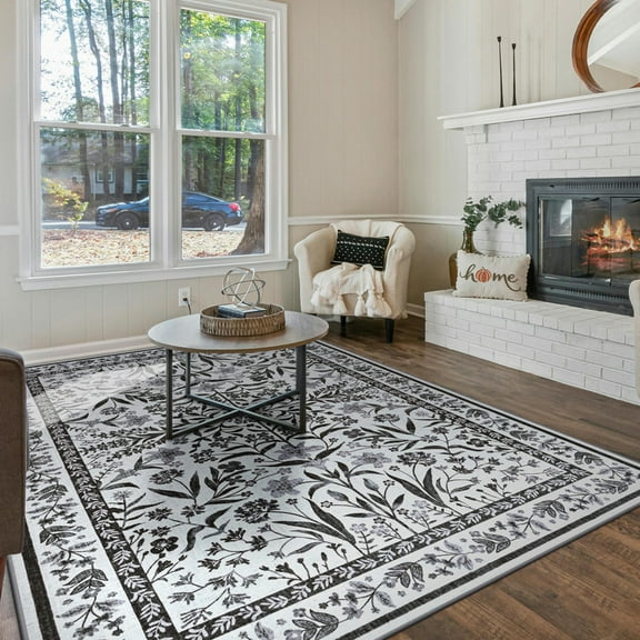 Balacho Cozy Boho Vintage Floral Area Rug, 4' x 6', Black