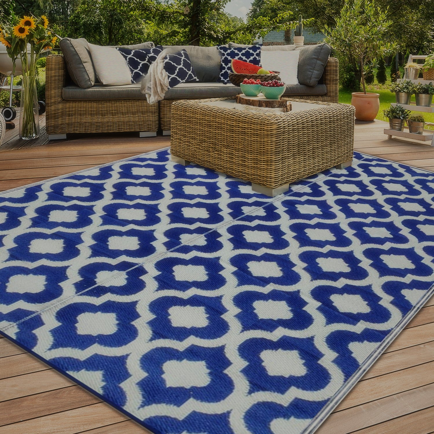 EVEAGE Outdoor Camping Rugs, Plastic Straw Rug Reversible RV Patio Mats  Outside Rug for Outdoors, RV, Patio, Backyard, Deck, Picnic, Beach, Camping,  Trailer (6x9FT) - EVEAGE