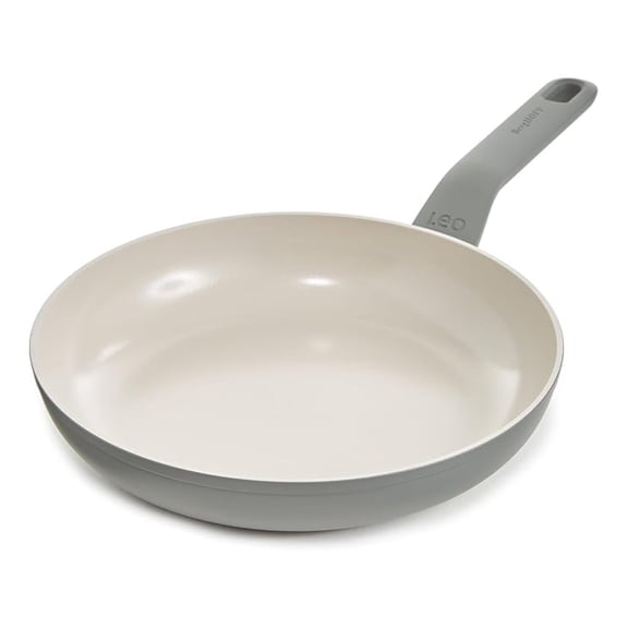 Balance Non-stick Ceramic Frying Pan/Skillet 9.5", Recycled Aluminum, Non-toxic Coating, Stay-cool Handle, Induction Pan, 100% Sustainable, Healthy Cooking, Moonmist