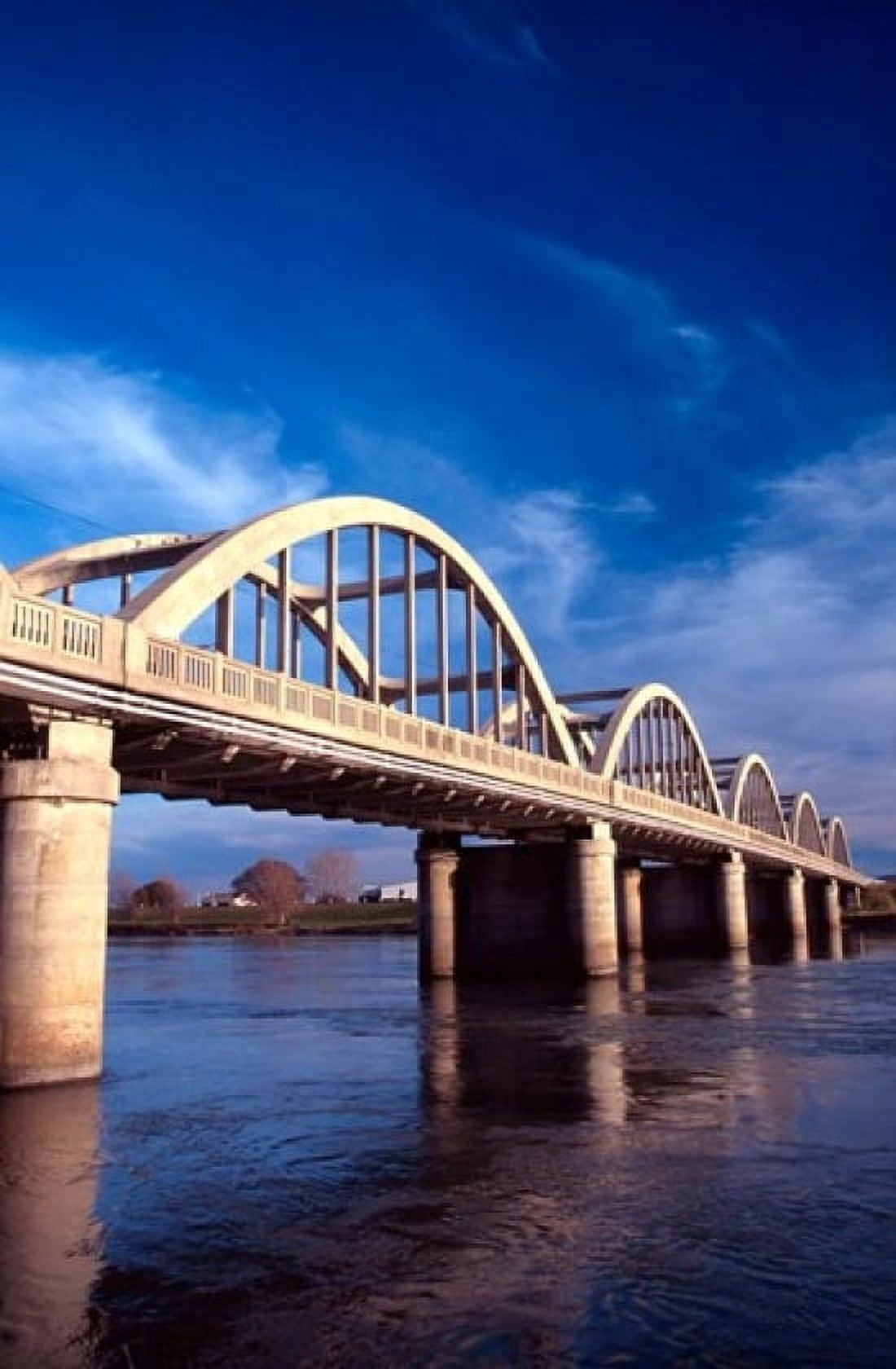 Balclutha Bridge and Clutha River New Zealand Canvas Art - David Wall DanitaDelimont (24 x 36)