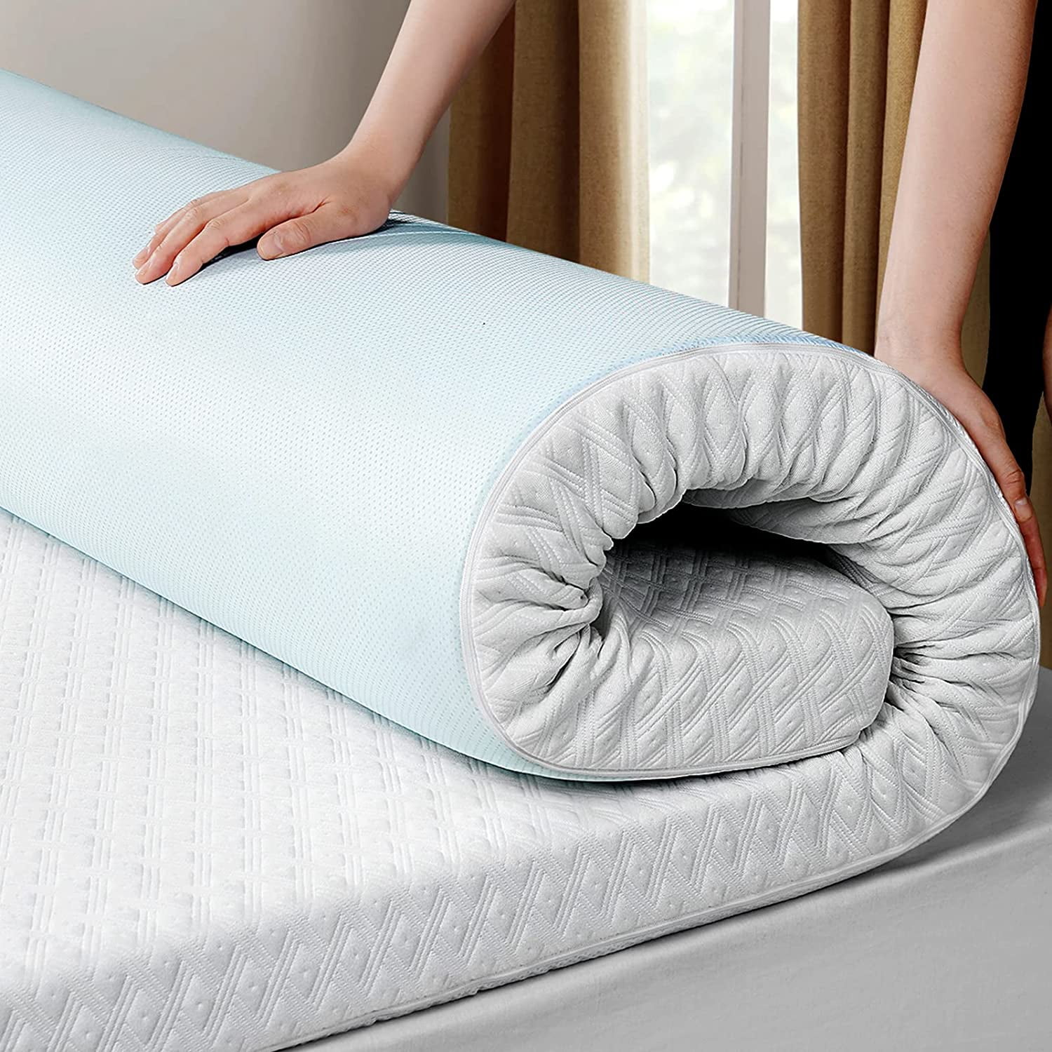 LuxyFluff 3-Inch Gel-Infused Memory Foam Mattress Topper with