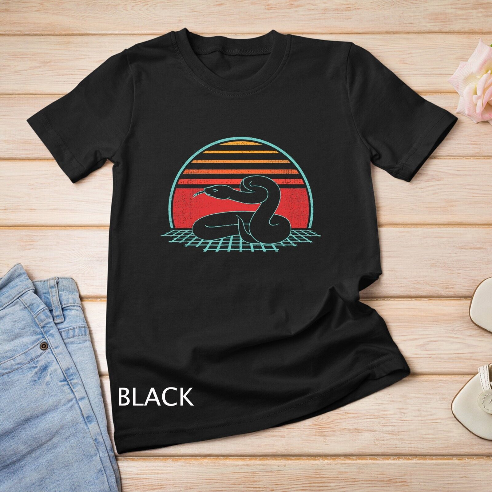 Ball Python Snake Retro Vintage 80s Style Gift T-Shirt Unisex T-shirt ...