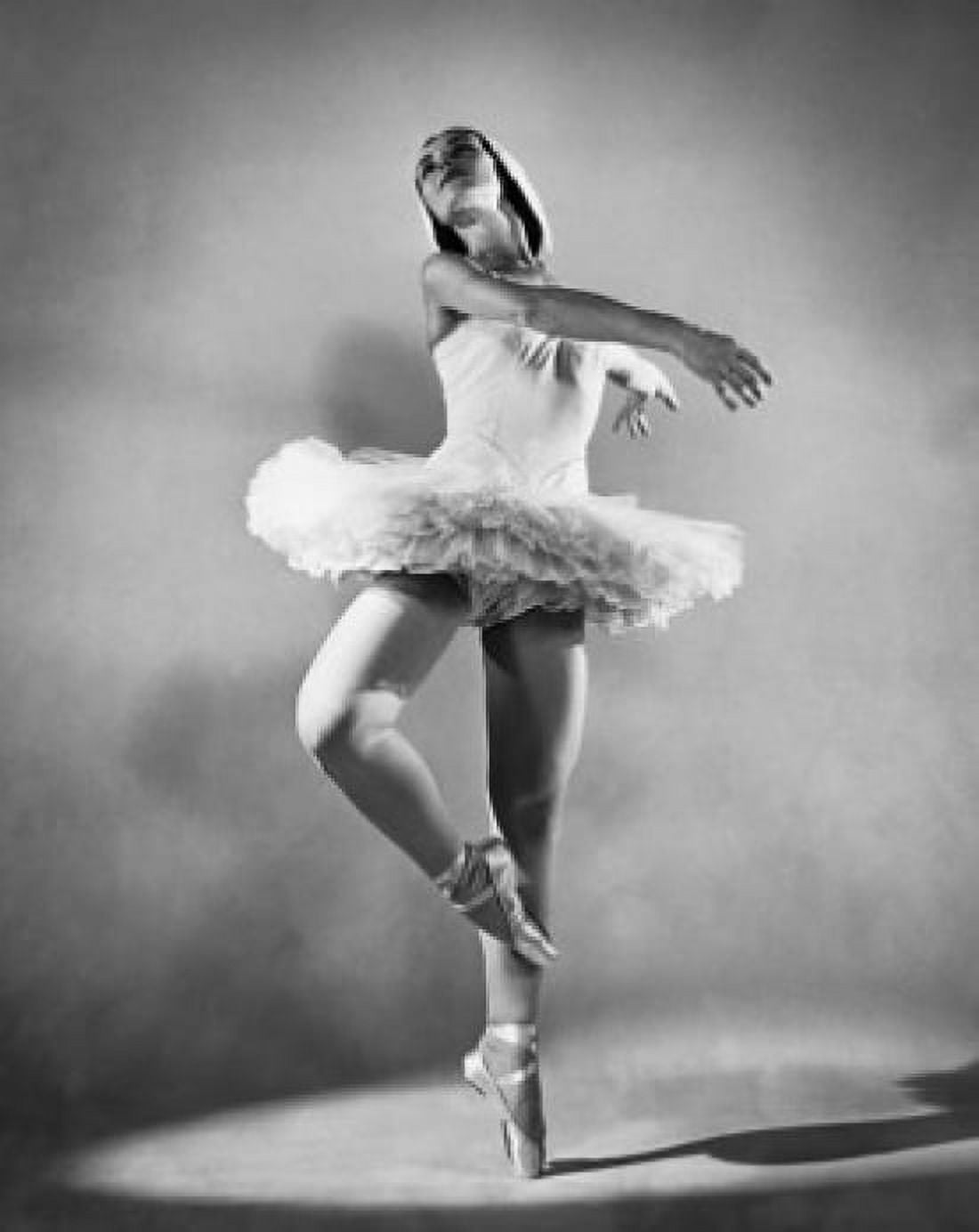 Ballerina dancing on one leg Canvas Art - (24 x 36)