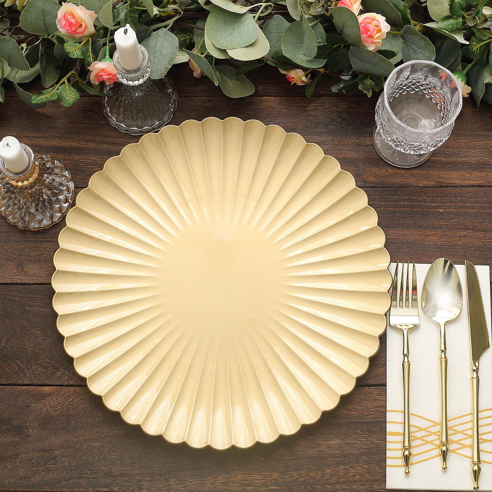 Shells Plates Table BalsaCircle 6 Plastic 13 in Gold Round Charger Plates Scalloped Shell ...
