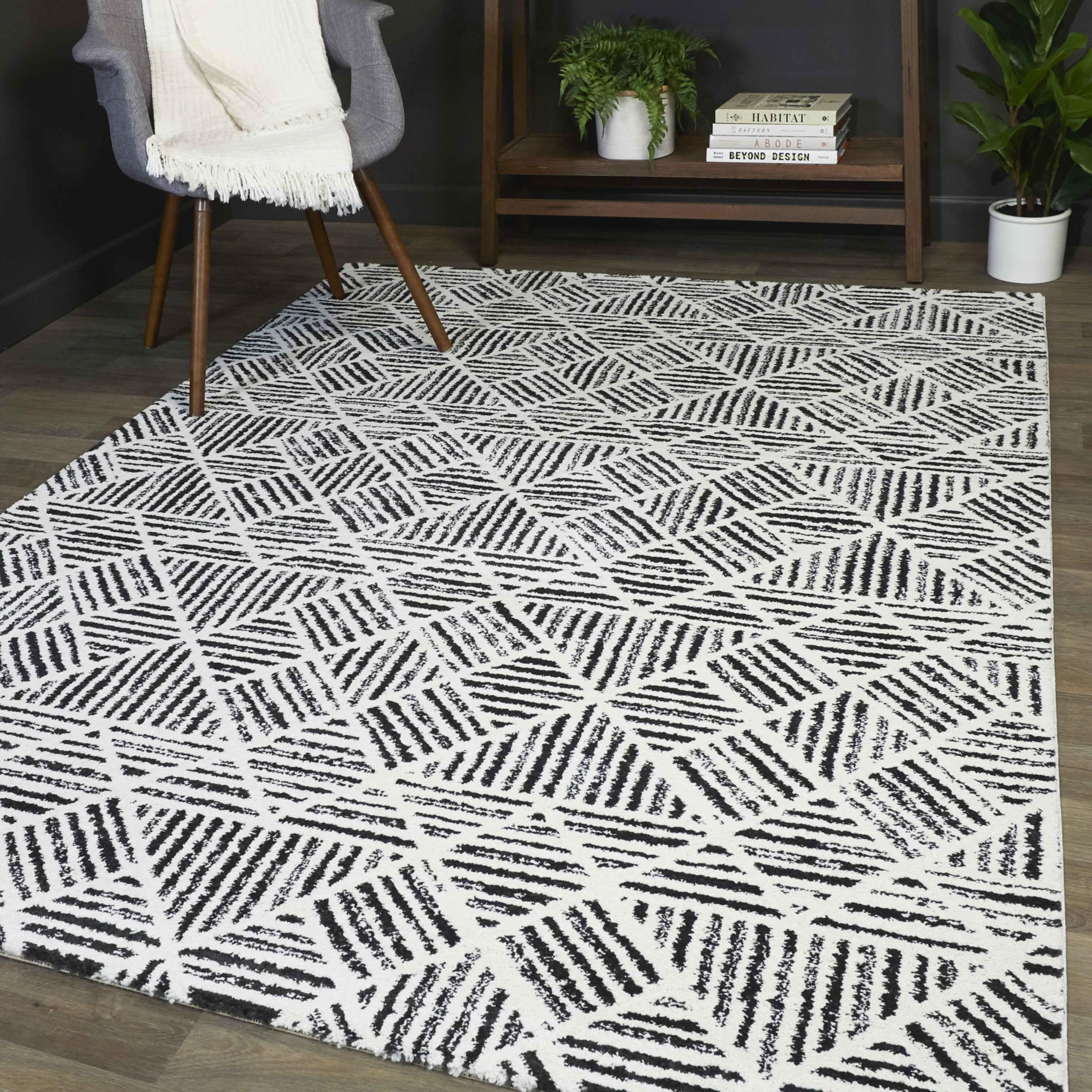Cream and Charcoal Geometric Microfiber Runner Rug