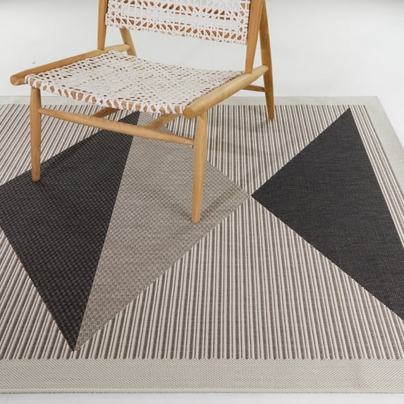 Balta Helidon Modern Geometric Indoor/Outdoor Area Rug 7'10" x 10' - Charcoal