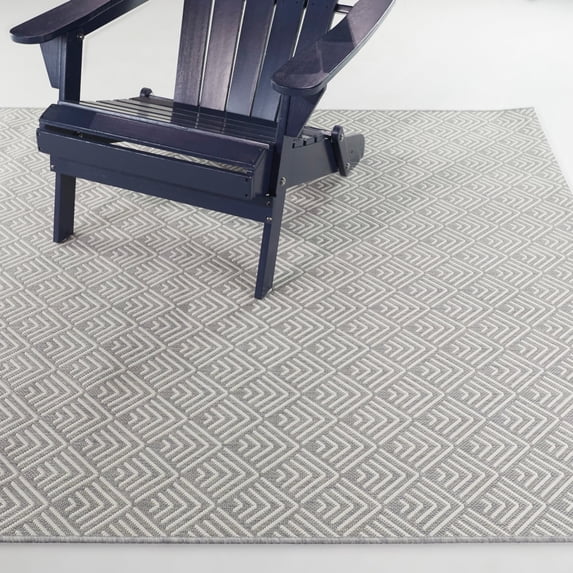 Janine Chevron Area Rug