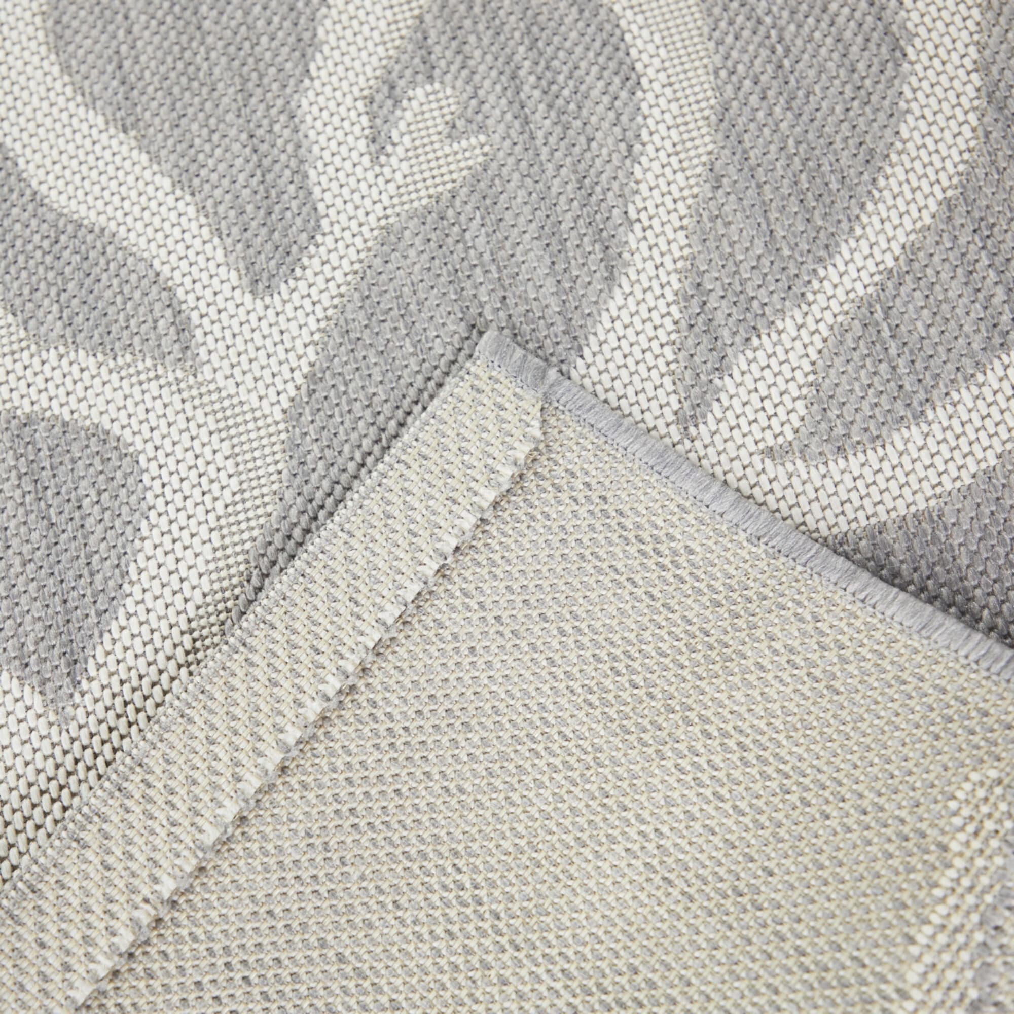 Balta Kaito Coastal Coral Indoor/Outdoor Area Rug 5'3