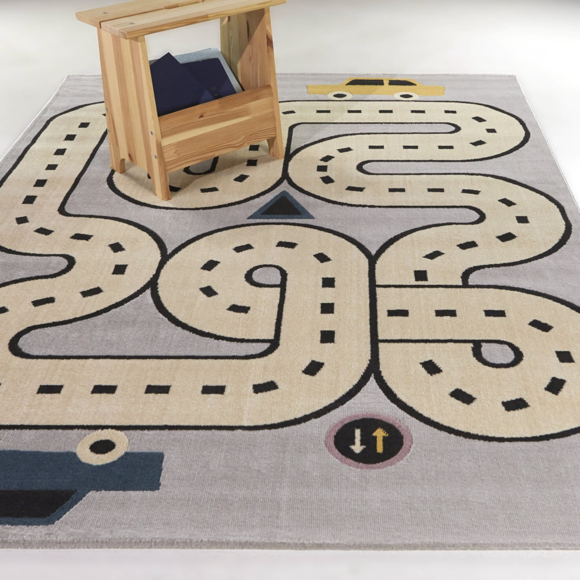 Gray and Beige Synthetic Kids Road Activity Rug, 5' 3" x 7'