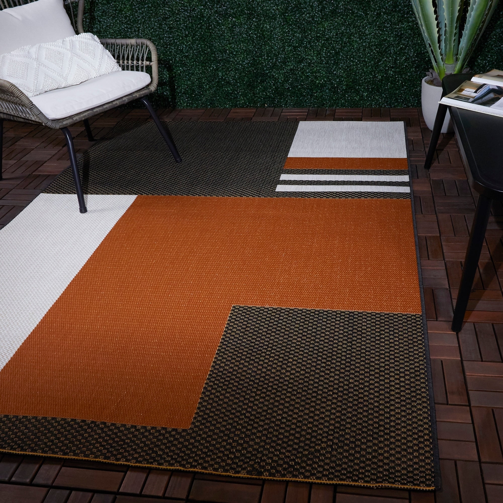 Balta Read Modern Geometric Color Block Indoor/ Outdoor Area Rug Burnt ...