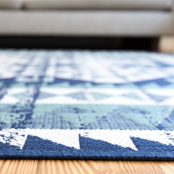 Balta US, Inc Alejo Diamond Indoor/Outdoor Area Rug 5'3" x 7' 5' x 8'