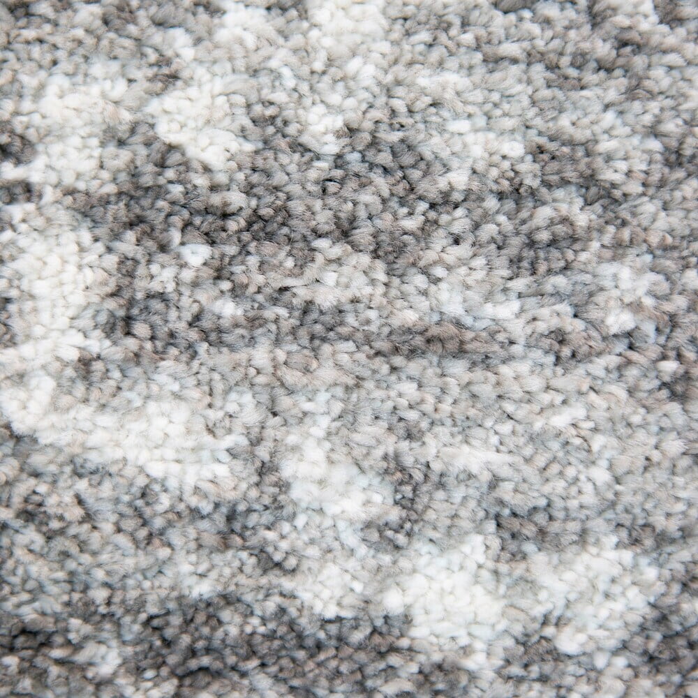 Taupe Diamond Pattern Synthetic 5' x 7' Area Rug