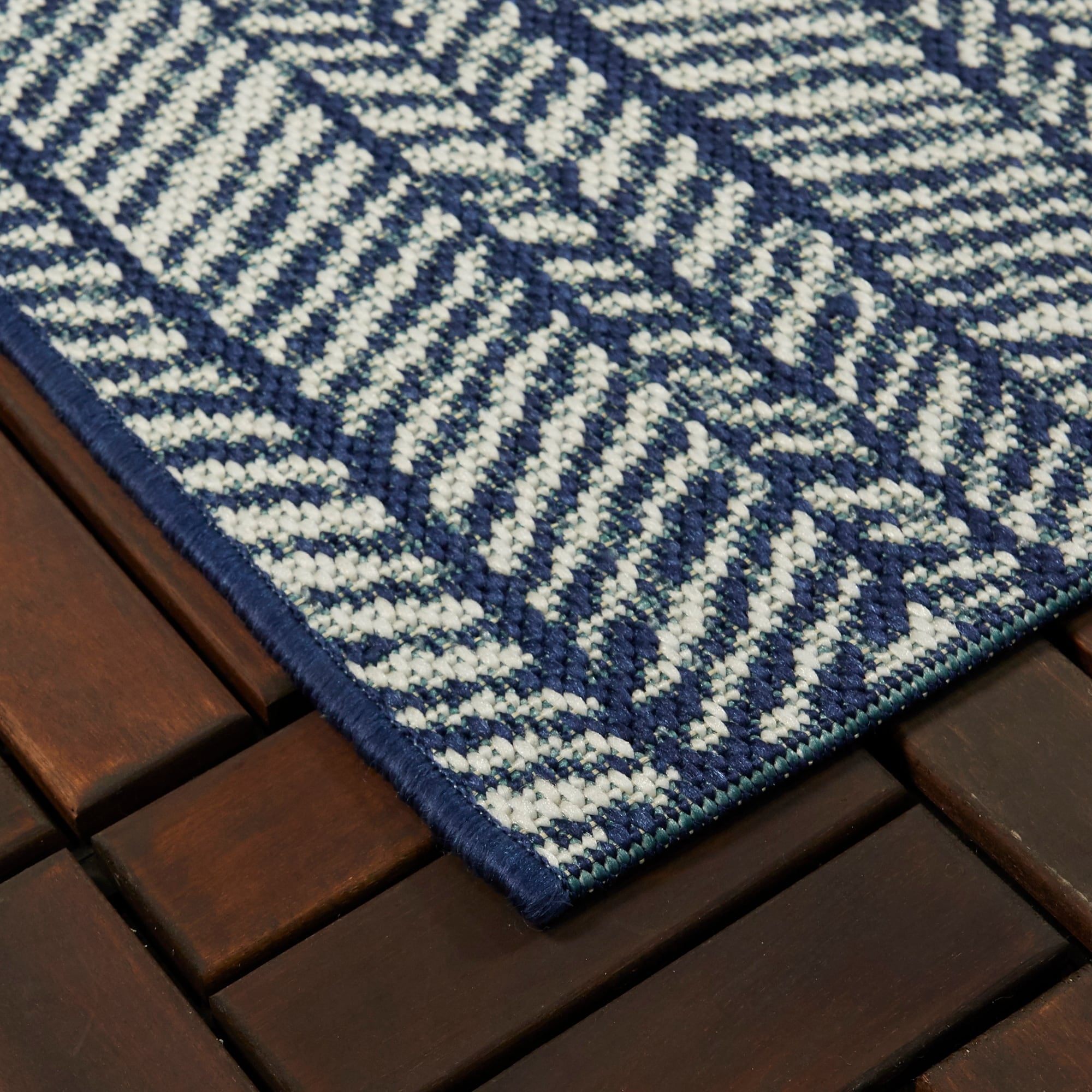 Balta Yates Contemporary Indoor/Outdoor Area Rug Navy 5'3
