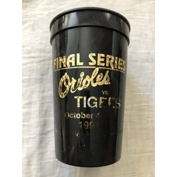 Baltimore Orioles 1991 Memorial Stadium Final Series plastic commemorative cup
