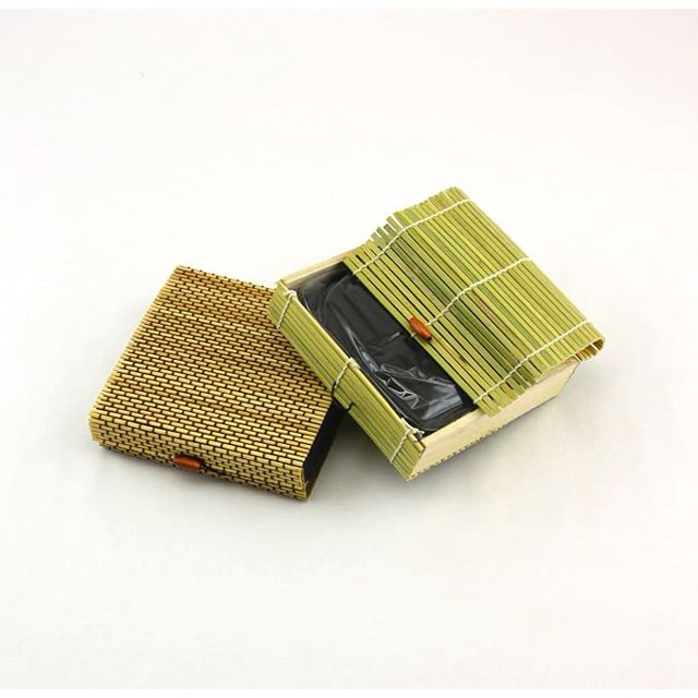 BambooMN Granulated Bamboo Charcoal Odor Absorber Bag in Decorative 6.5" x 6.25" x 1.75" Green