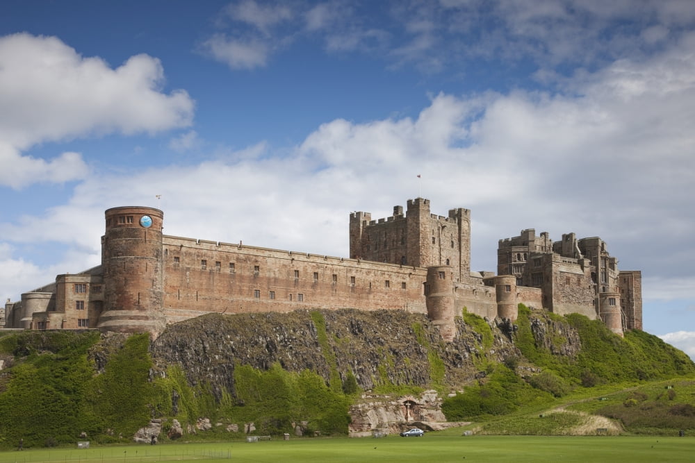 Bamburgh Castle Northumberland England Canvas Art - John Short Design Pics (19 x 12)