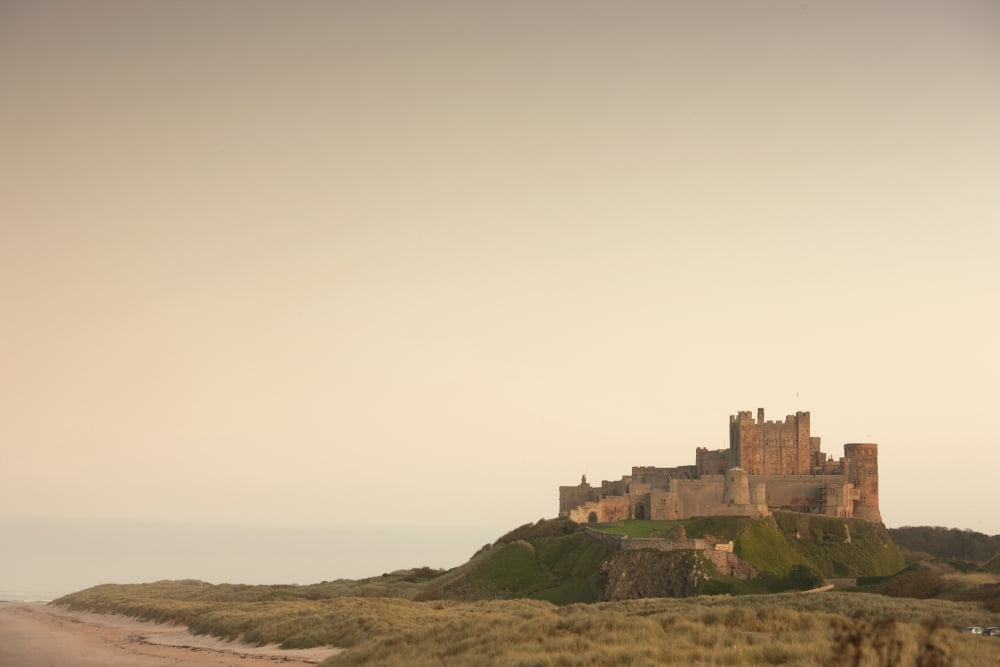 Bamburgh Northumberland England Bamburgh Castle Canvas Art - John Short Design Pics (19 x 12)