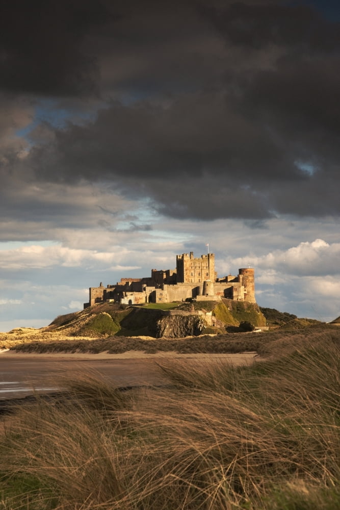 Bamburgh Northumberland England Bamburgh Castle Canvas Art - John Short Design Pics (24 x 38)
