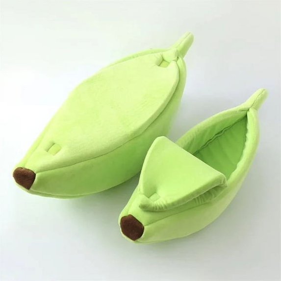 Banana Shaped Pet Bed for Extra Small Dogs and Cats Pet Soft Cushion Washable Pet Banana Bed (green,L65x25x18)