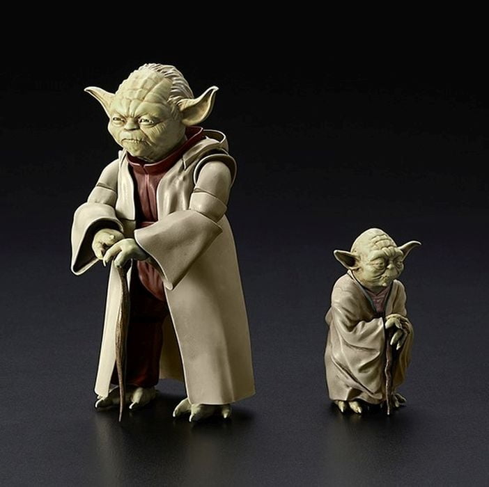 STAR WARS YODA 1/6 プラスチックモデルキット Star Wars Yoda 1:6 Scale Model Kit - Entertainment Earth