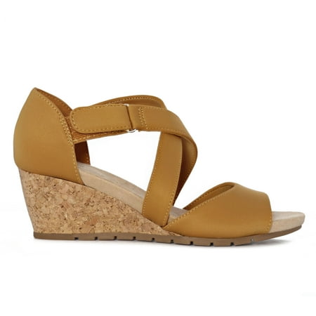 Bandolino Women's Gaccetta2 Sandals in Yellow, 8.5 US