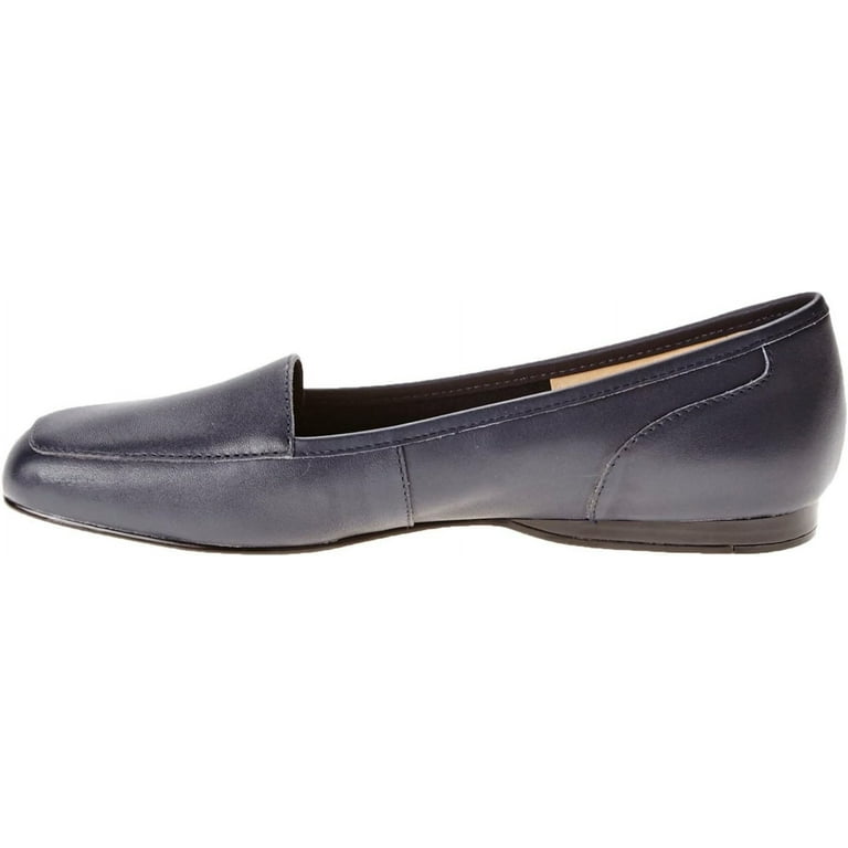 Bandolino Women s Liberty Loafer Navy Leather Walmart