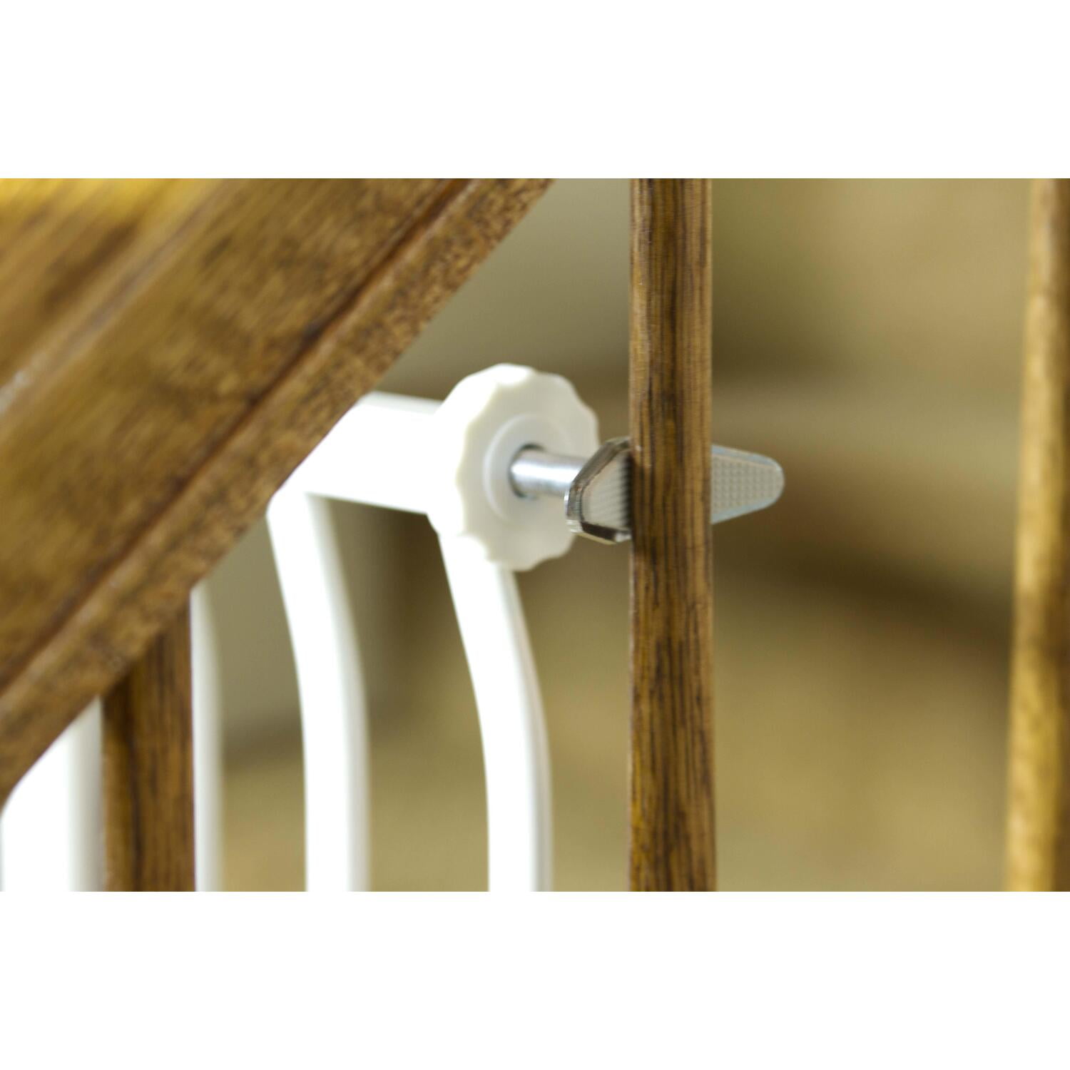 Banister gate adaptors 2025