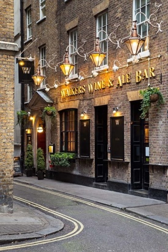 Bar near Trafalgar Square London England Canvas Art - Brian Jannsen DanitaDelimont (18 x 24)