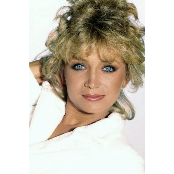Barbara Mandrell stunning close up portrait Country music star 24x36 Poster