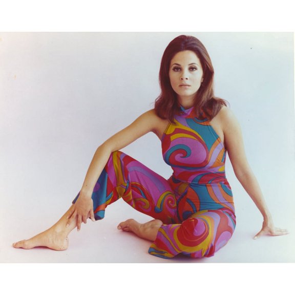 Barbara Parkins Close Up Portrait Photo Print (8 x 10)