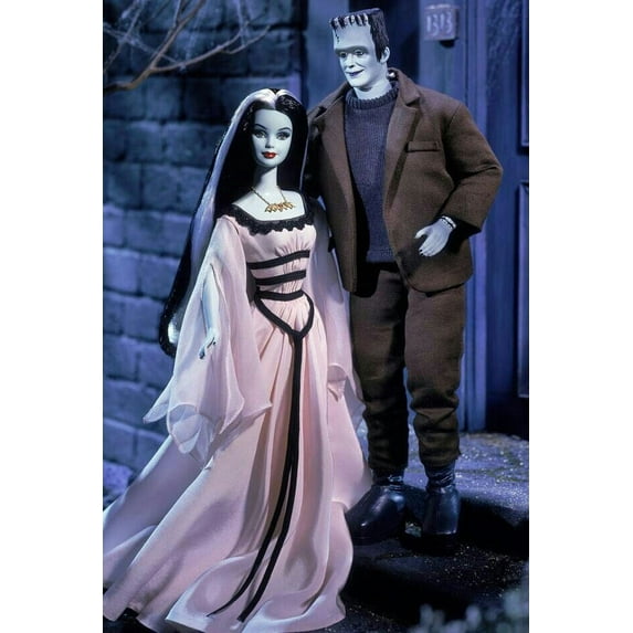 Barbie and Ken as The Munsters Doll Giftset Pop Culture Collection Mattel 50544