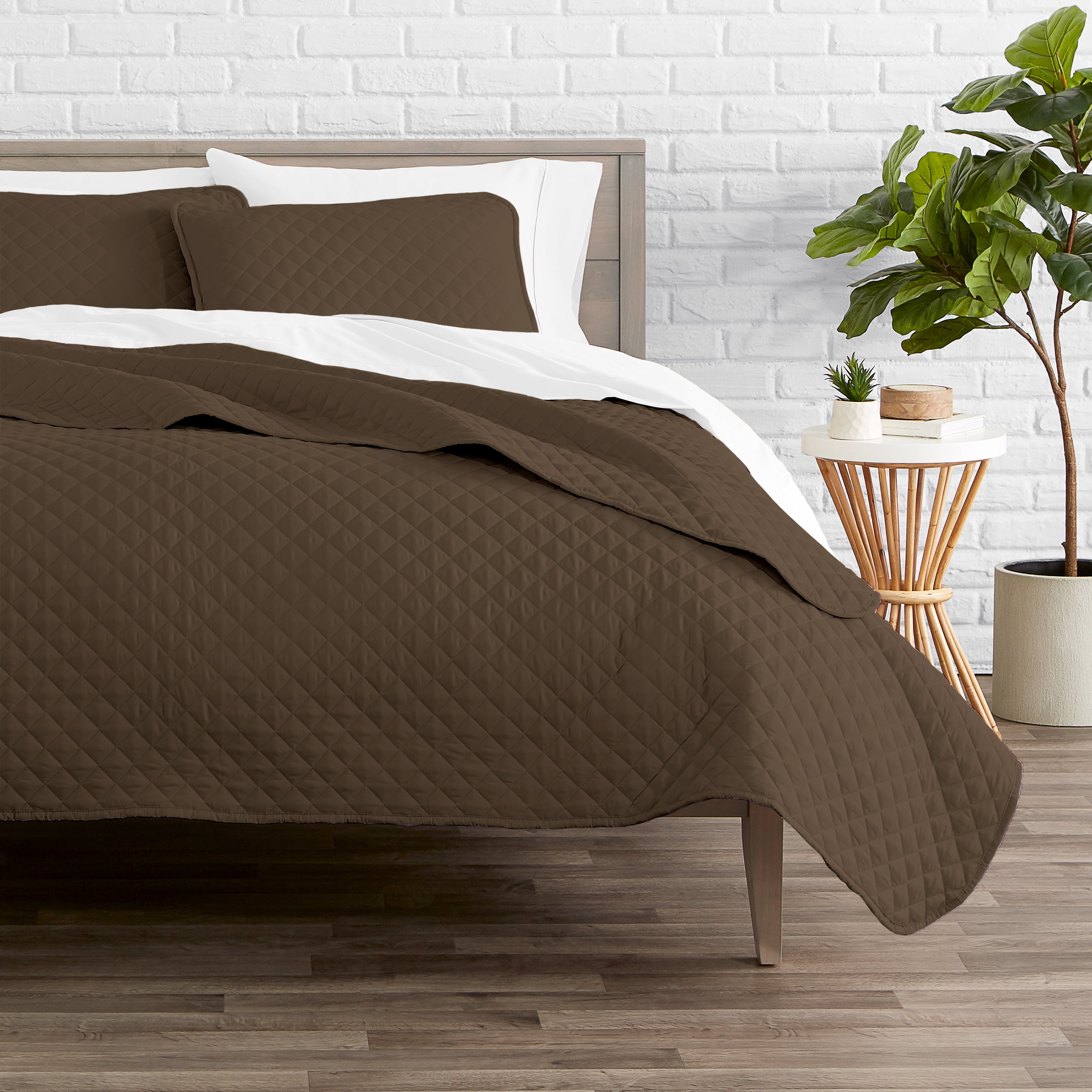 Full/Queen Cocoa Diamond Stitched Microfiber Quilt Set