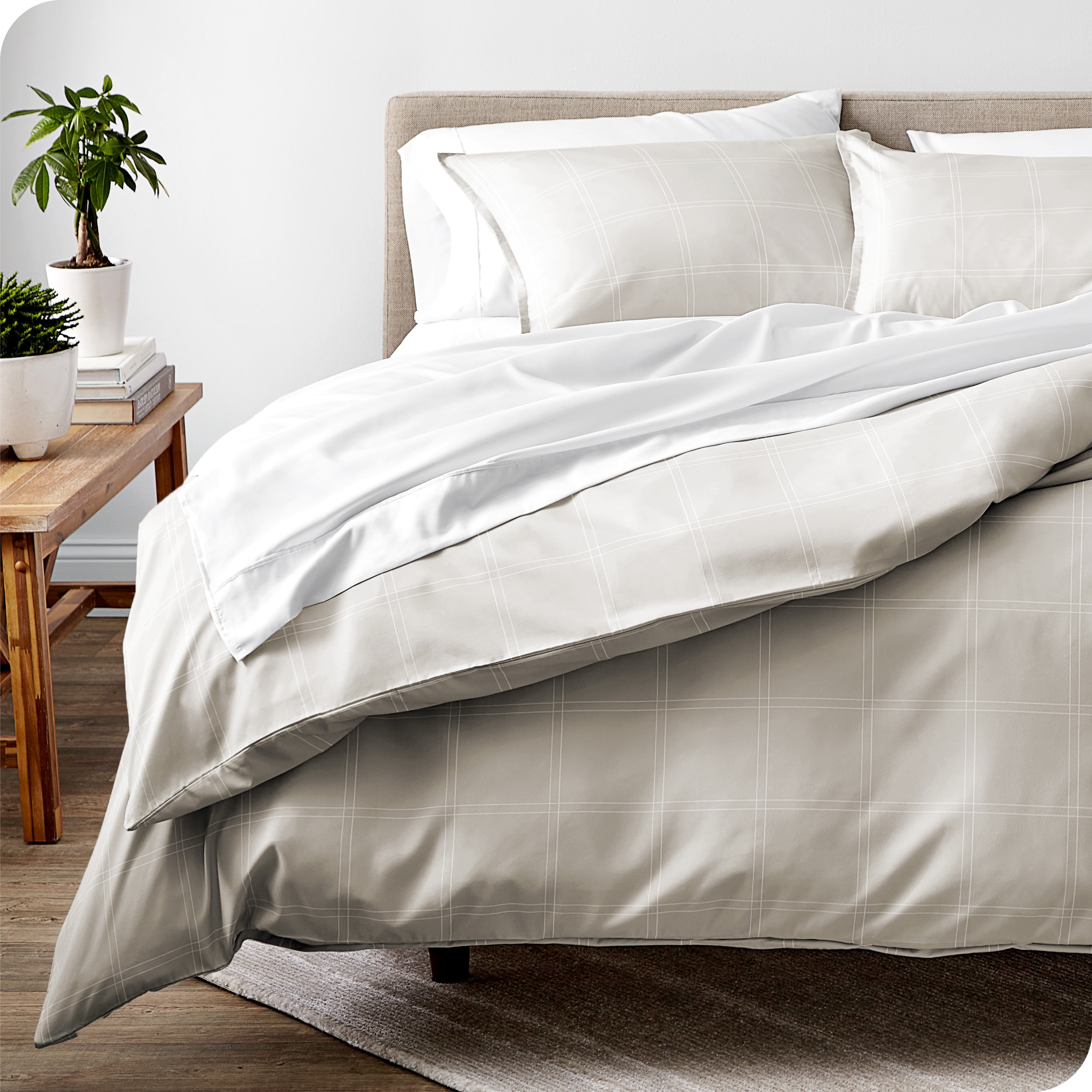 Soft & Airy Linen Duvet Cover Size King/Cali King in White by Brooklinen