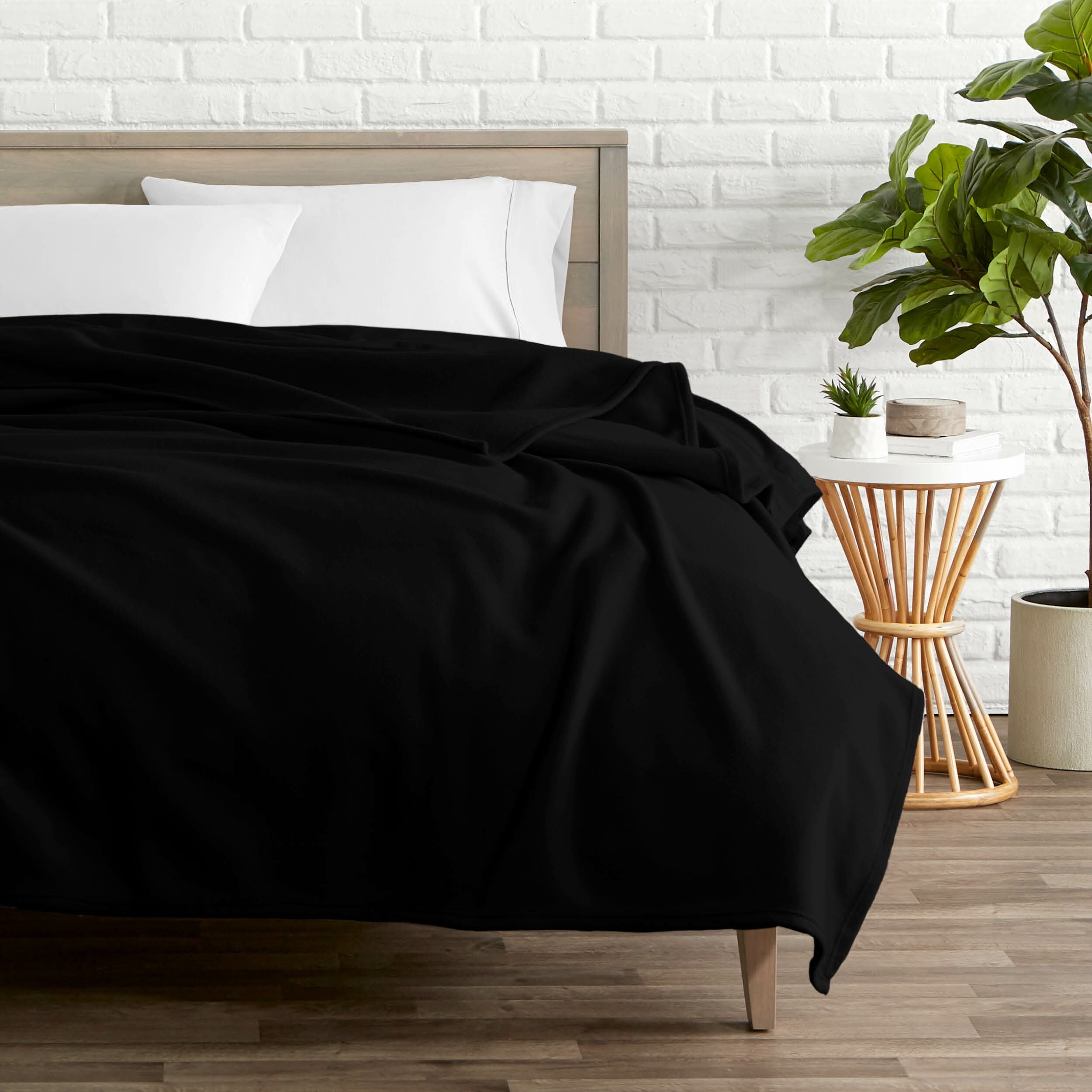 Black Lightweight Reversible Polar Fleece Throw Blanket