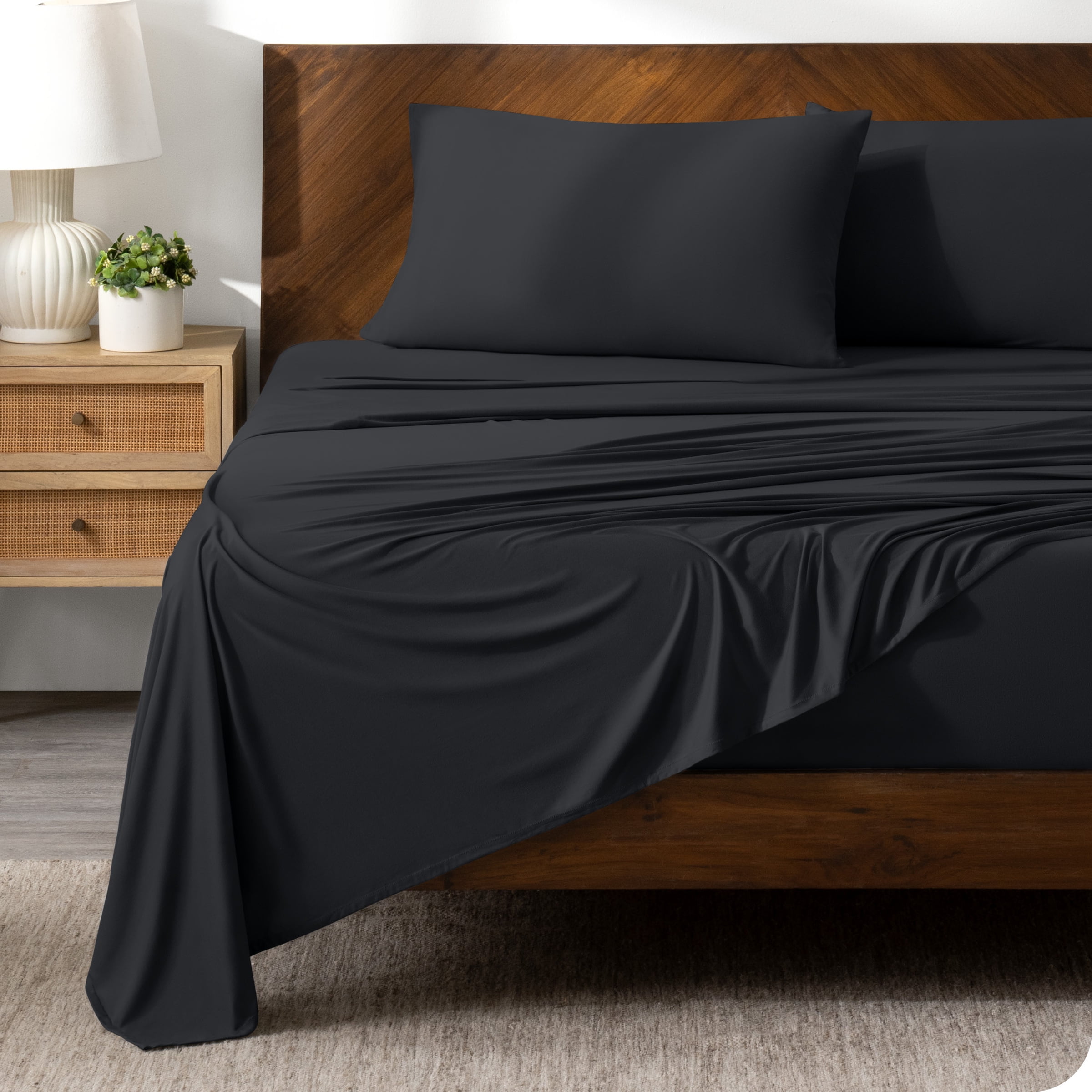 Queen Black Premium Microfiber Stretch Knit Sheet Set