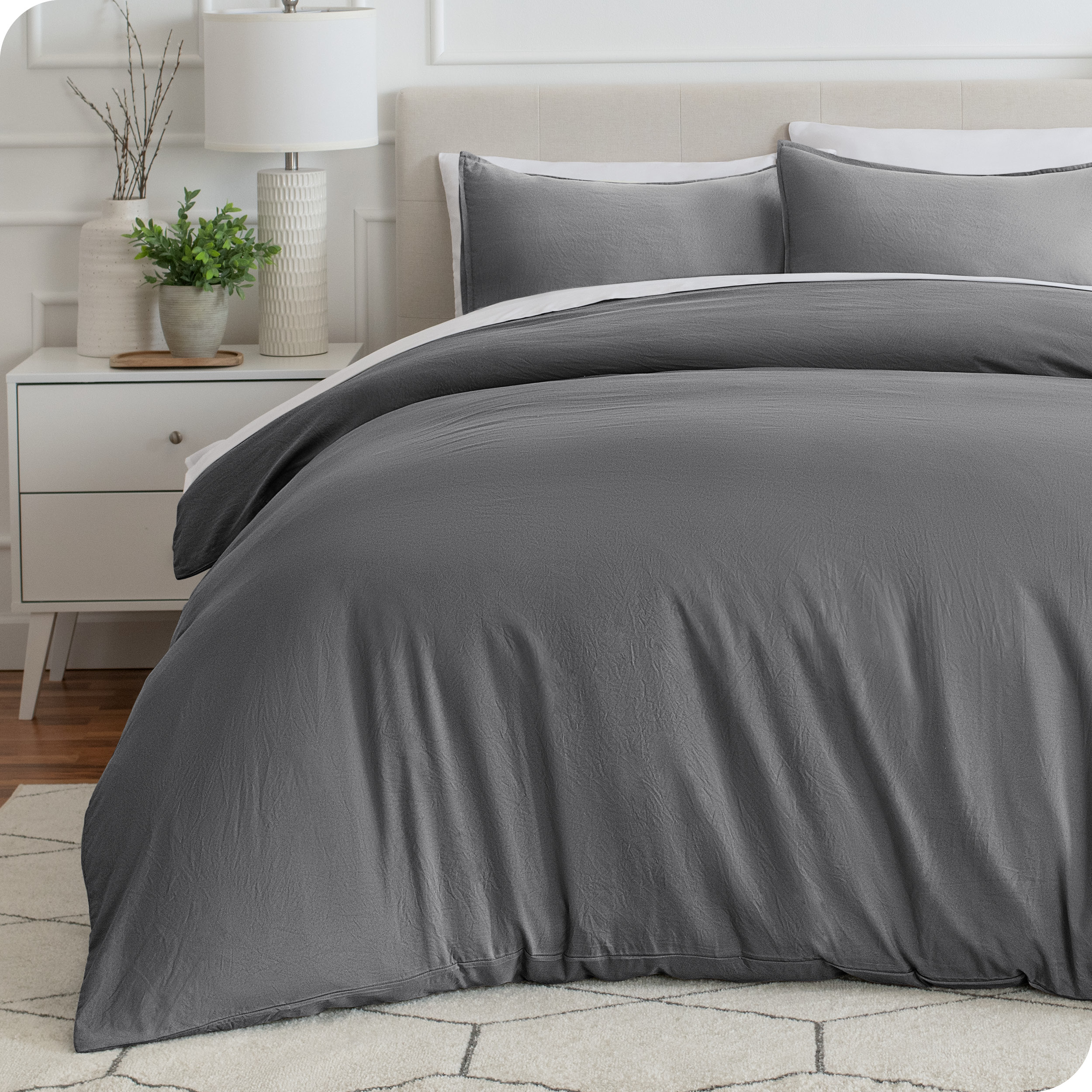 My World Pleated White Twin XL Duvet Set
