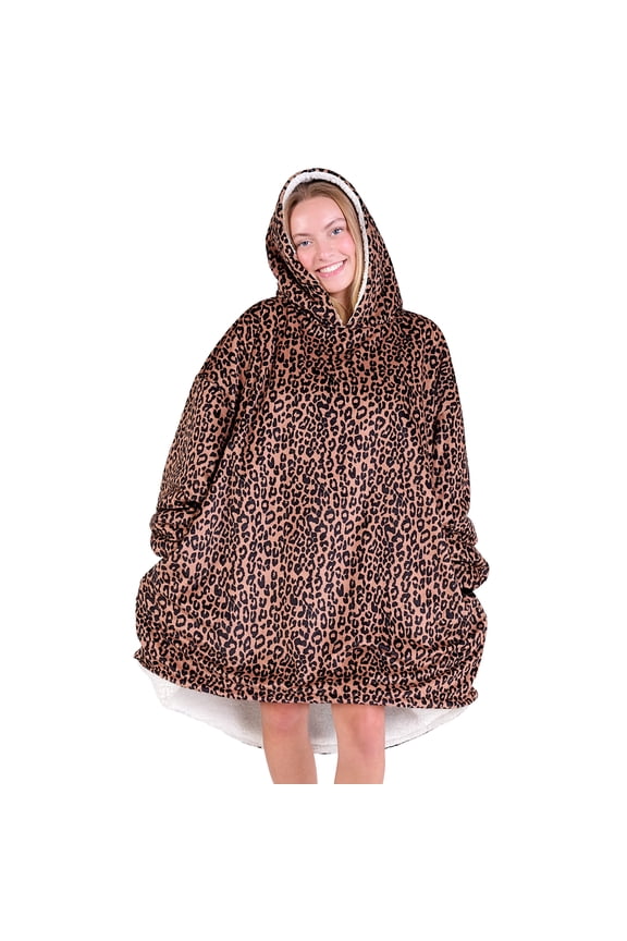 y Plush Sherpa Wearable Blanket - Fluffy & Soft - Lightweight - Adult, Leopard