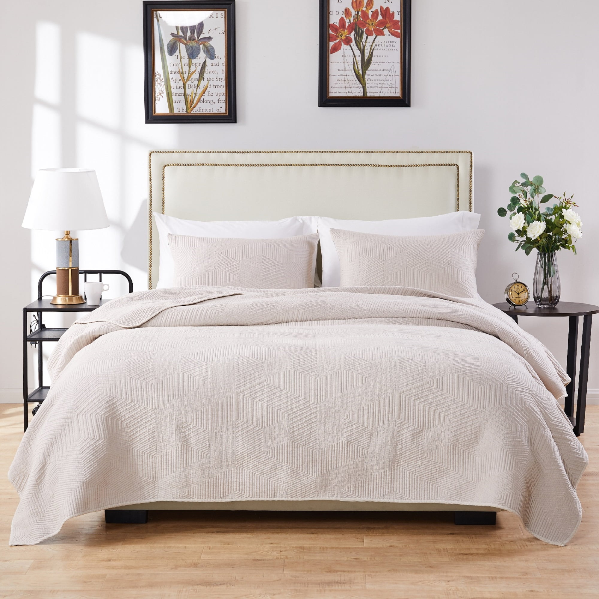 Linen Full/Queen Reversible Microfiber Quilt Set with Shams