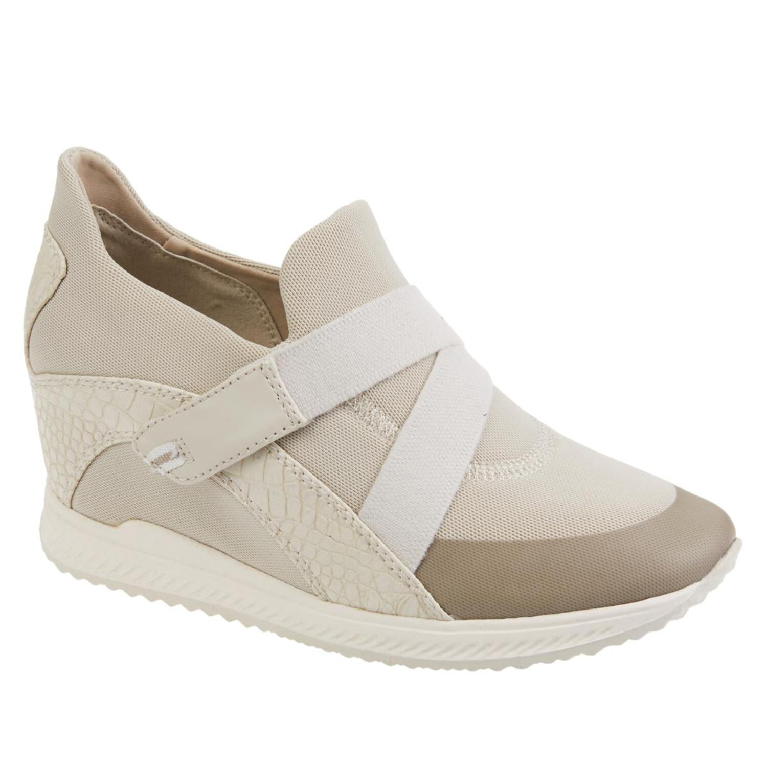 baretraps johanna sneaker