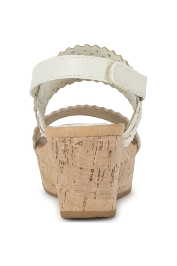 RENE Women's Sandals & Flip Flops Cream Size 8 M (BT29817)