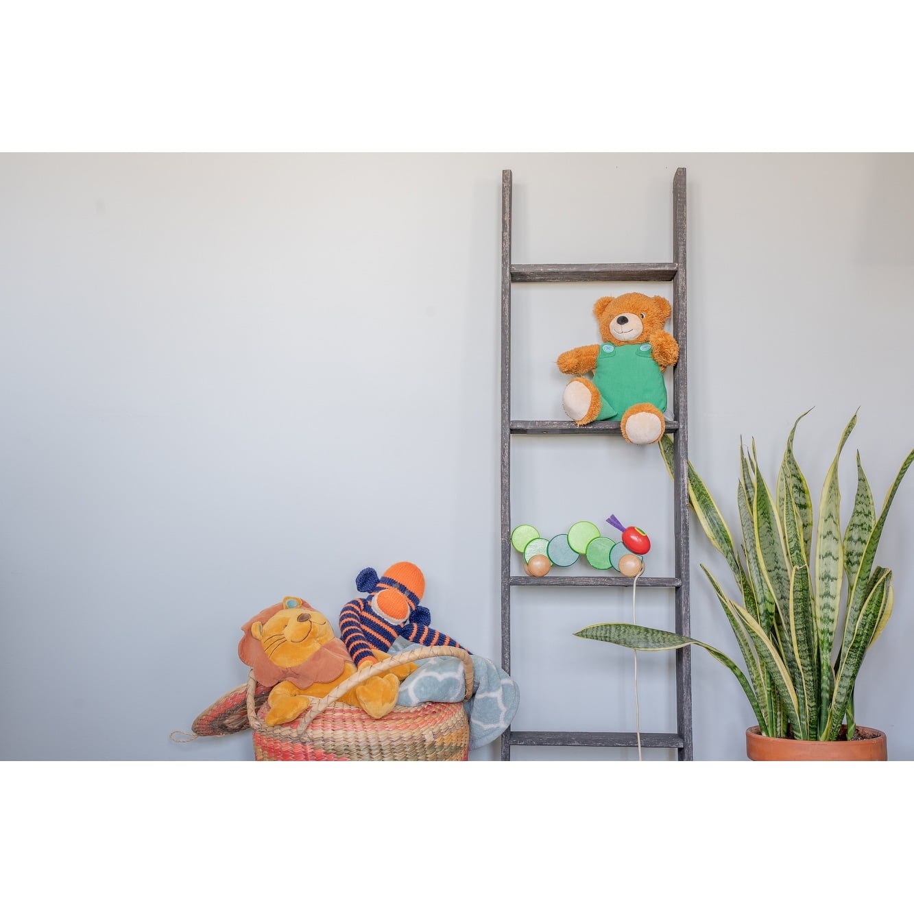 Rustic Charm 5ft Reclaimed Wood Decorative Ladder in Smoky Black