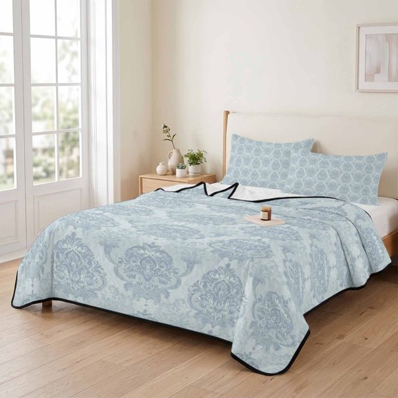 Baroque Blue Floral Pattern 3 Pieces Quilt Set,1 Quilt with 2 Shams,Mid Century Exquisite Flower Bedspread Soft Lightweight Bedding Coverlet Comforter Set for All Season 90"x96"