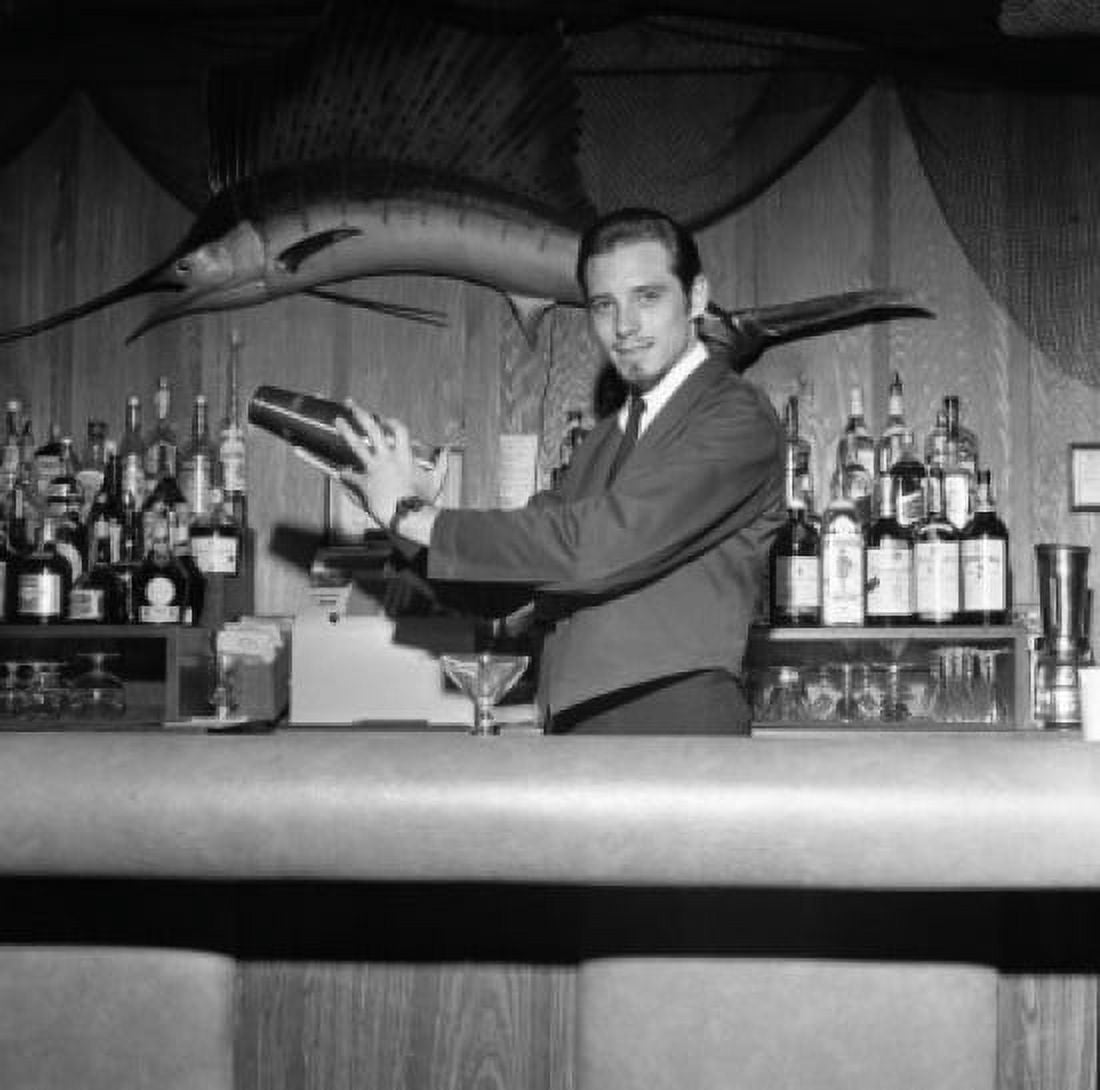 Bartender shaking cocktail Canvas Art - (18 x 24)