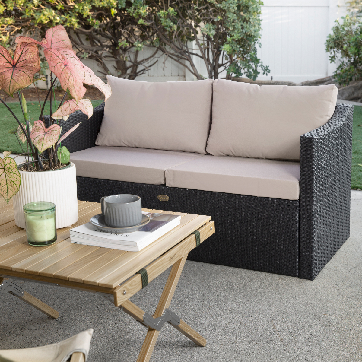 Theodore 5pc Round All-Weather Wcker Pato Dnng Set - Gray - Chrstopher Knght Home Wcker