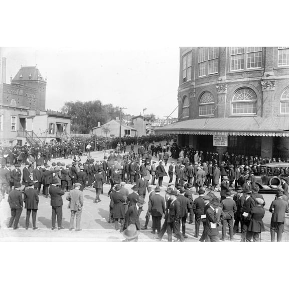 Baseball. Crowds At Ebbets Field History (24 x 18)