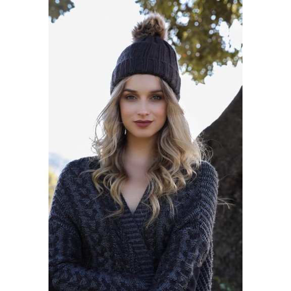 Basic Ribbed Pom Beanie