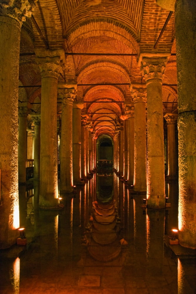 Basilica Cistern Istanbul Turkey Ancient Underground Cistern Canvas Art - Carson Ganci Design Pics (12 x 19)