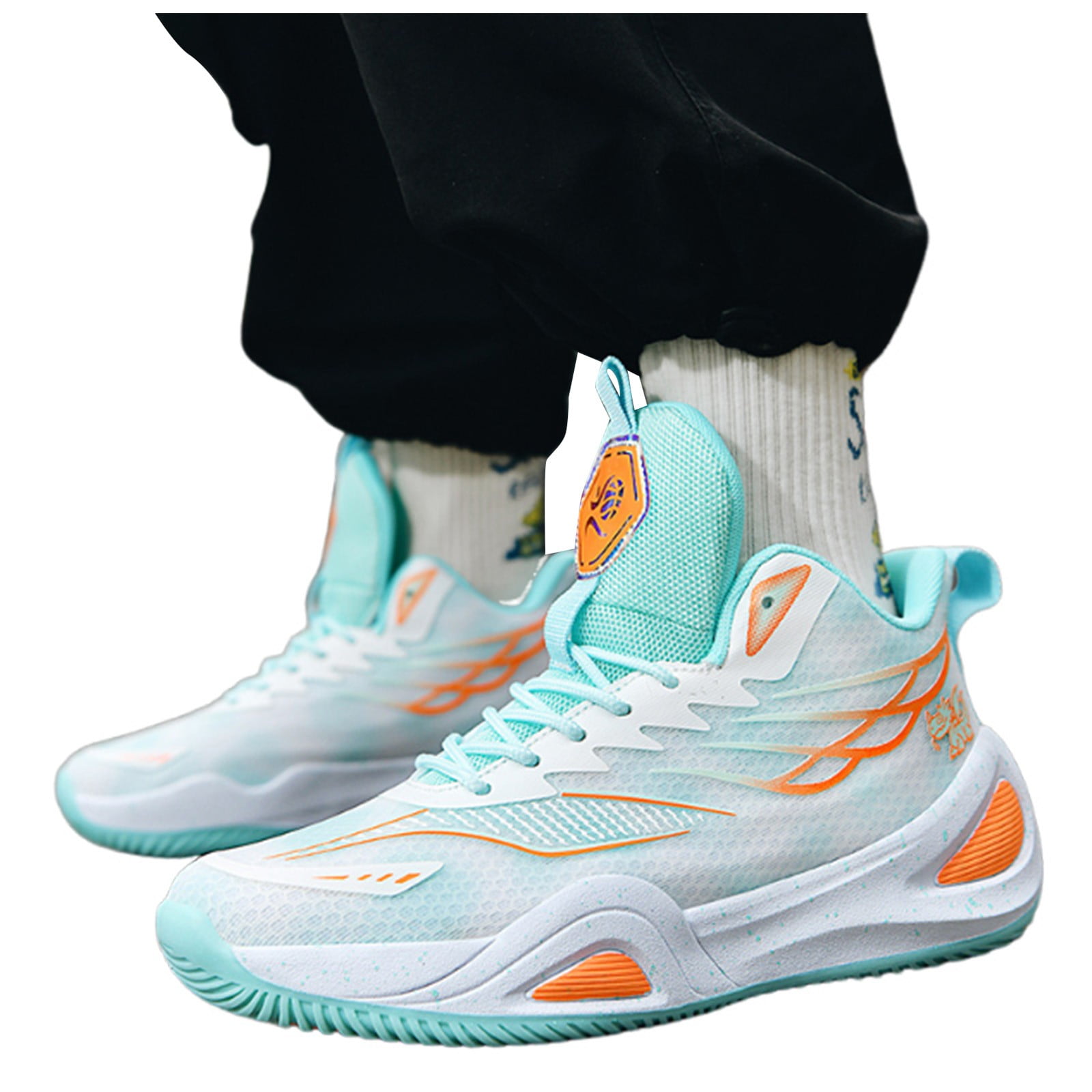 mens basketball shoes clearance