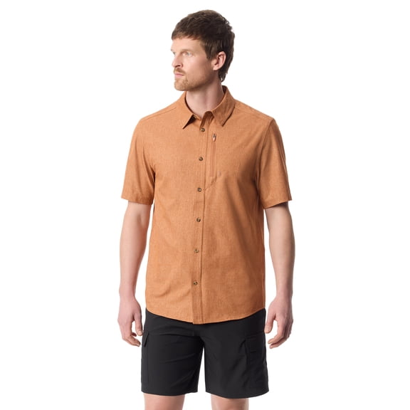 Bass & Co Men's Traveler Shirt with Short Sleeves, Size S-3XL